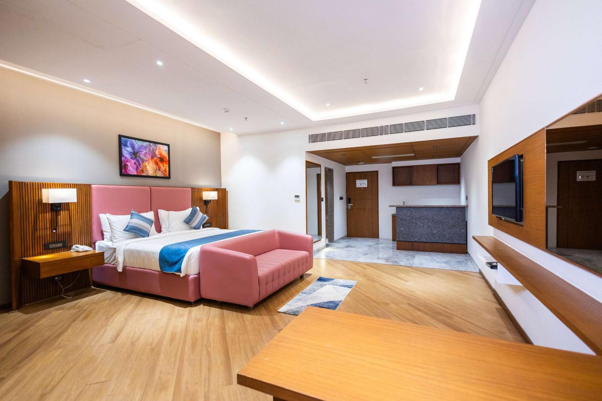 Ramada Encore By Wyndham Viramgam Εξωτερικό φωτογραφία