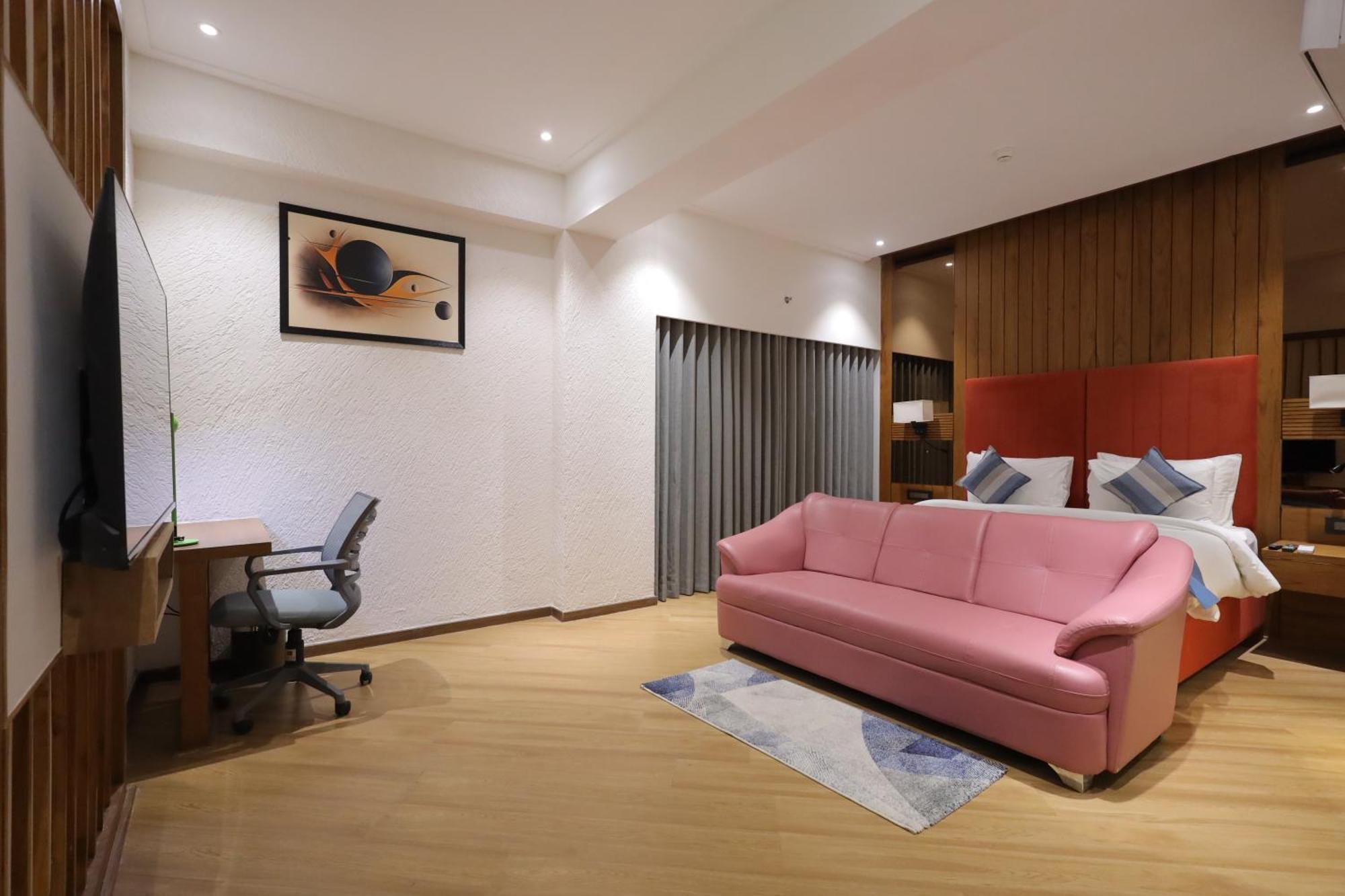 Ramada Encore By Wyndham Viramgam Εξωτερικό φωτογραφία
